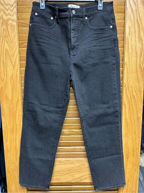 Madewell Classic Straight Jeans in Black